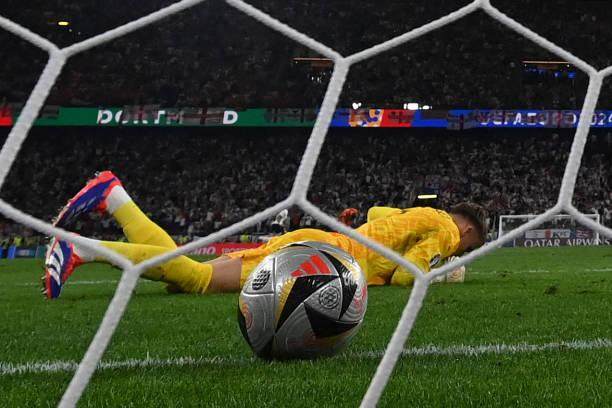 7m体育-【数说】凯恩淘汰赛金靴，索斯盖特点石成“金”