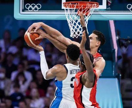 7m体育官网-字母哥空砍34分凄凉独舞 SGA见血封喉粉碎希腊