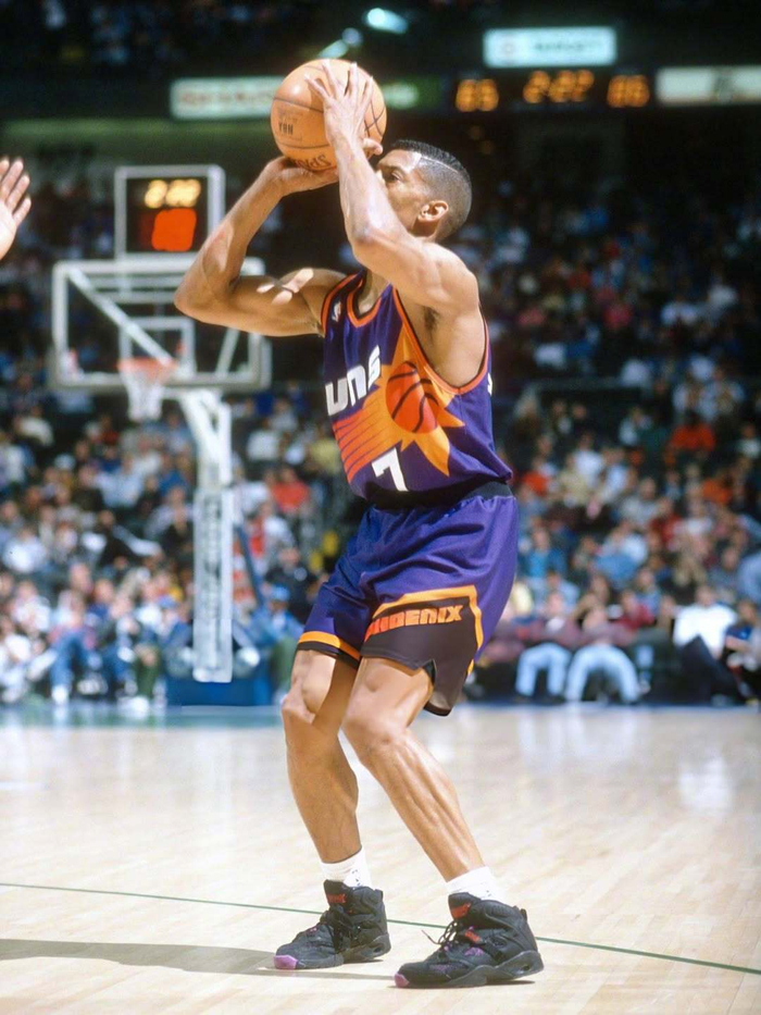 7m体育官网-每日老鞋致青春，25年前穿Converse球员回顾|匡威(Converse)_新浪体育_新浪新闻