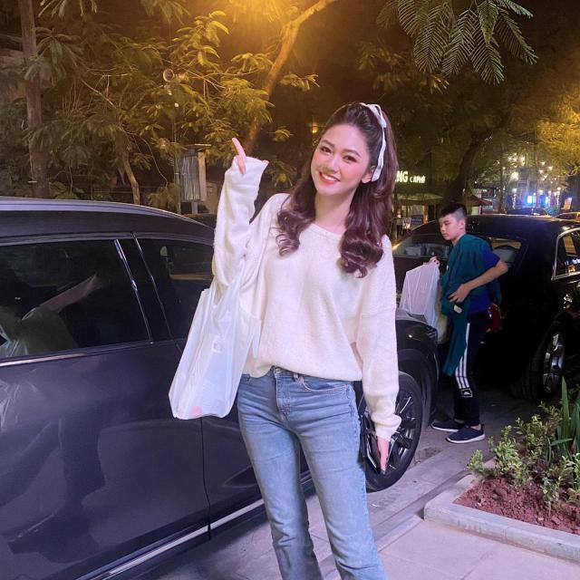 1644057032050083725.jpg 7m体育官网-越南女球迷图鉴②越南小姐新年红包庆祝越南赢国足