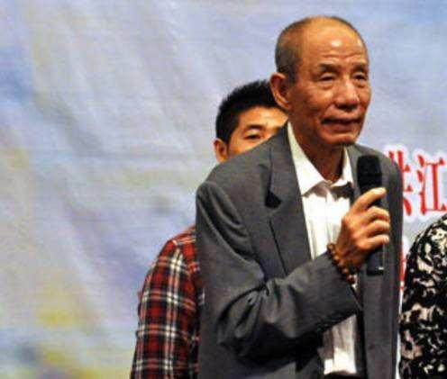 1644057780471030313.jpg 7m体育官网-越南女球迷图鉴②越南小姐新年红包庆祝越南赢国足