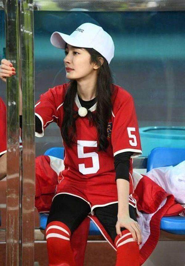 1644058403613094834.jpeg 7m体育官网-越南女球迷图鉴②越南小姐新年红包庆祝越南赢国足