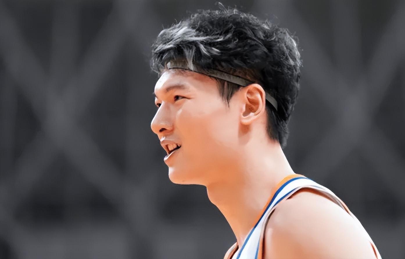 7m体育-上海110-80战胜福建 球员评价：弗格满分，洛夫顿良好，10人及格