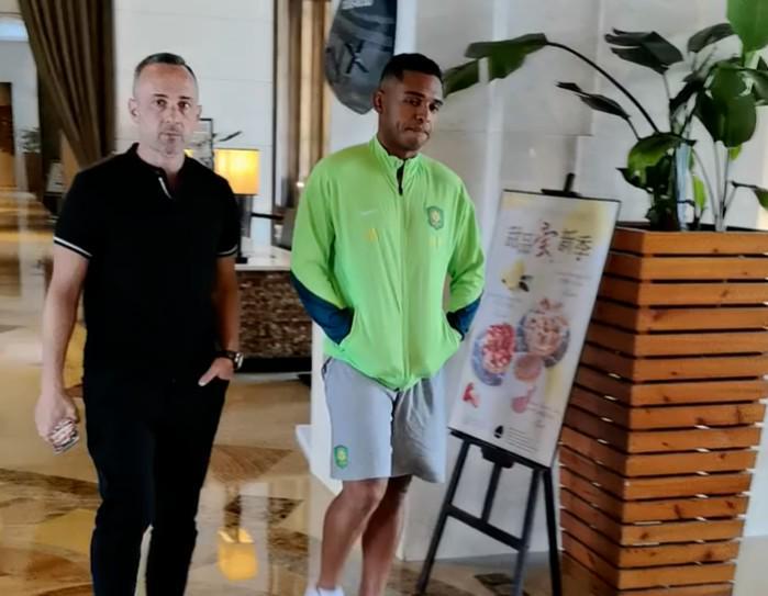 7m体育官网-抵达海口,北京国安外援达万已经归队