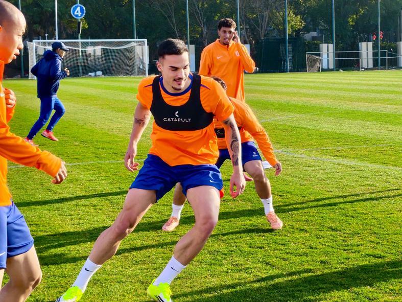 7m比分足球即时比分-北青没把铁人列入争冠集团!阿尔瓦罗能对抗 老茂韩鹏谁说了算?