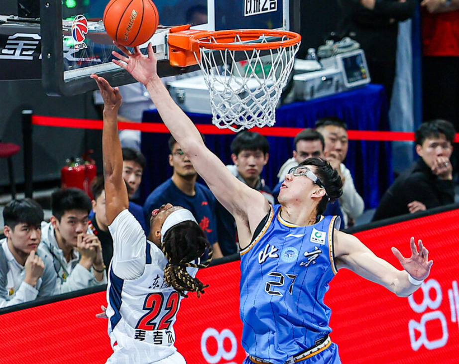 7m体育官网-CCTV5直播!广东VS北京主抓防守,胡明轩挑大梁,杜锋全力复仇